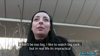 Rock Chick Gets Fucked Outside In Public Place_Mortica