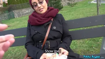 Afghan Beauty Gives Forest Blowjob_Yasmeena Ali