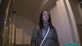 She Needs Money He Has A Dick They Fuck All Night_Vivien Gore