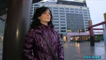 Fake Movie Producer Casts Brunette To Fuck His Cock_Maggie Nessi