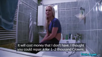 Stranger Comes To Fix Washing Machine Cums On Blonde Instead_Anesa Chance