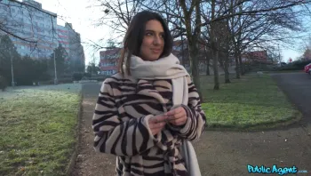 Basement Blowjob And Ride_Lena Coxx