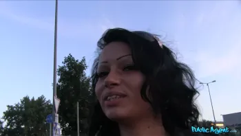 Big Butt Hottie Cheats On Boyfriend