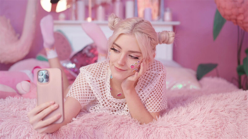 欧美9月最新精品⭐极品八字大奶网红美少女伊娃COSER清纯可爱仙境粉红豹坐插大肉棒白浆直流1080P高清