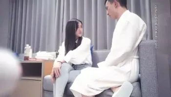 小甜甜外围女神，身体反应激烈啊