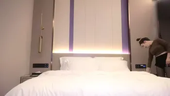 小宝寻花 红内裤战神重回一哥宝座 极品外围女神 粉嫩鲍鱼一线天