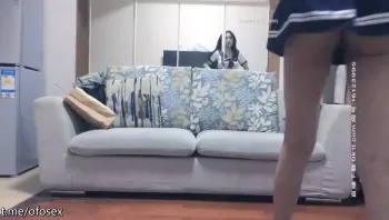 太子探花 长腿高颜值女神，制服诱惑，无套内射，找寻谈恋爱的感觉