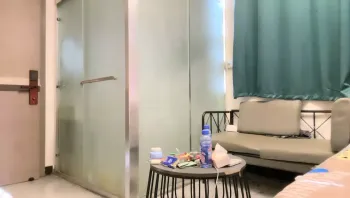 超人探花 25岁大奶子美女，脱光了真的有料，棋逢对手被满足，强悍输出