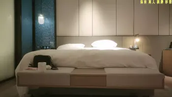 网约高端外围女神，大长腿美乳魔鬼身材，调情啪啪激情无限