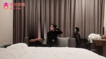 杏吧大熊 极品气质女神在校学生妹_身材苗条表情丰富诱人.MOV