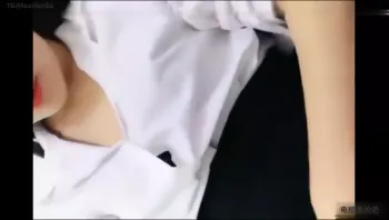 制服高跟黑丝老师来家里补课勾引