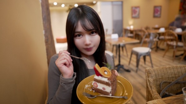 FC2精品无码PPV-2875148 初顔出し!!【無修正】シネマ画風！個数限定！！まだ大きくなる美女