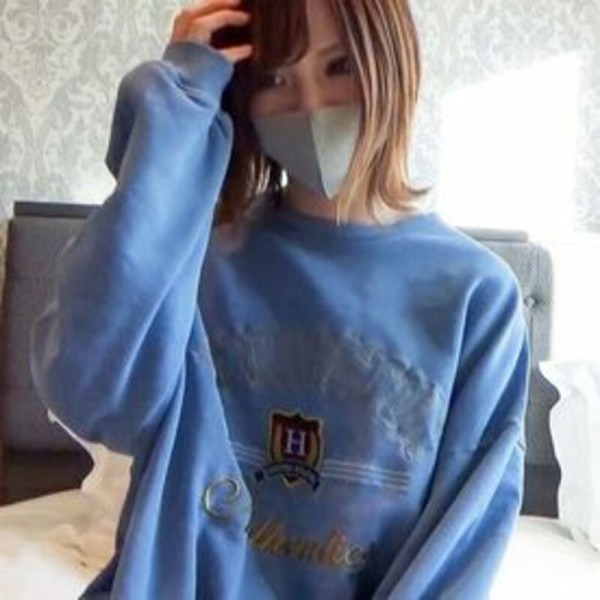 FC2精品无码PPV-2975029 【中出しハメ撮り】【生活の為に期間限定で晒します】ウチの成績の悪い若い女性新人です。-xj