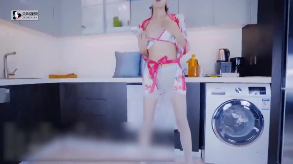 拳交女皇-食用油的润滑-1-精品力荐-xj