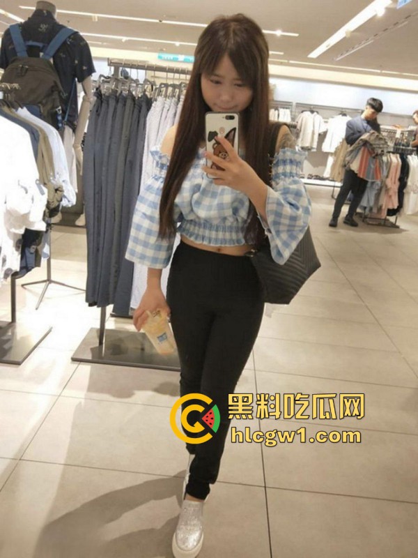 广西刺青小太妹【孙甜】被金主调教成母狗！骚劲儿十足，金主大哥玩够了就分享出来让兄弟们也瞧瞧！独家投稿！