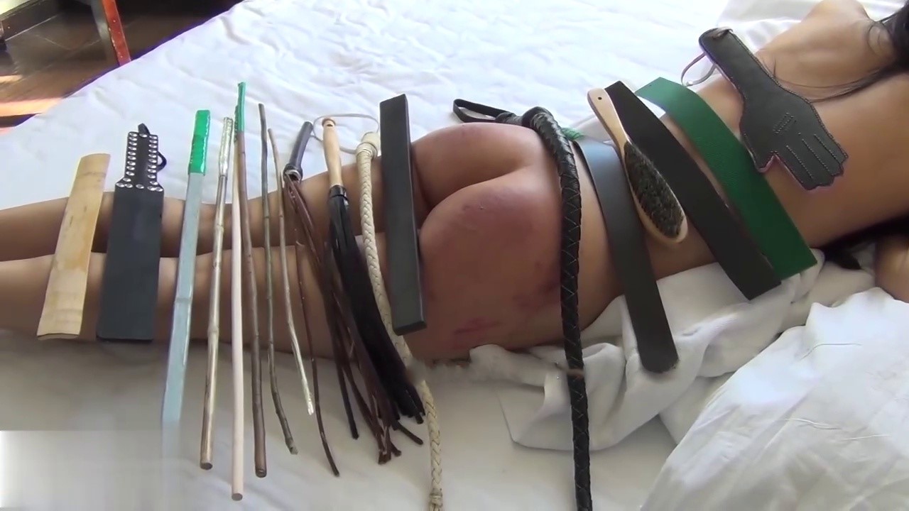 刀锋sm-各种虐待器具展示，一个人身上都放不下