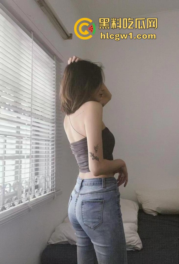 宁夏传媒大学07后【范晓】被投稿爆料！嘴法专业舔鸡巴，清纯颜值下暗藏骚劲儿，分手就被曝光！