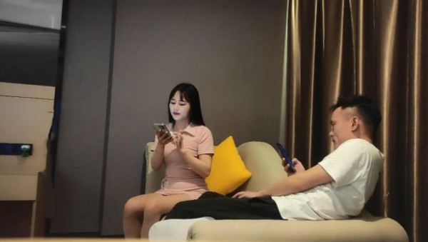 草莓修车 - 约嫖兼职人妻2