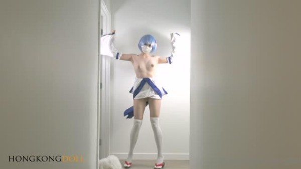 玩偶姐姐扮演蕾姆抖奶抖音风宅舞