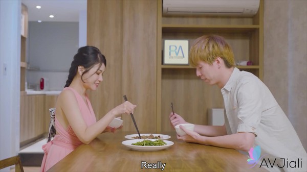 继母被继子引诱并被干