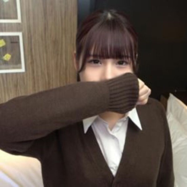 FC精品无码PPV_ルーマニア美女とデートしてイチャイチャセ