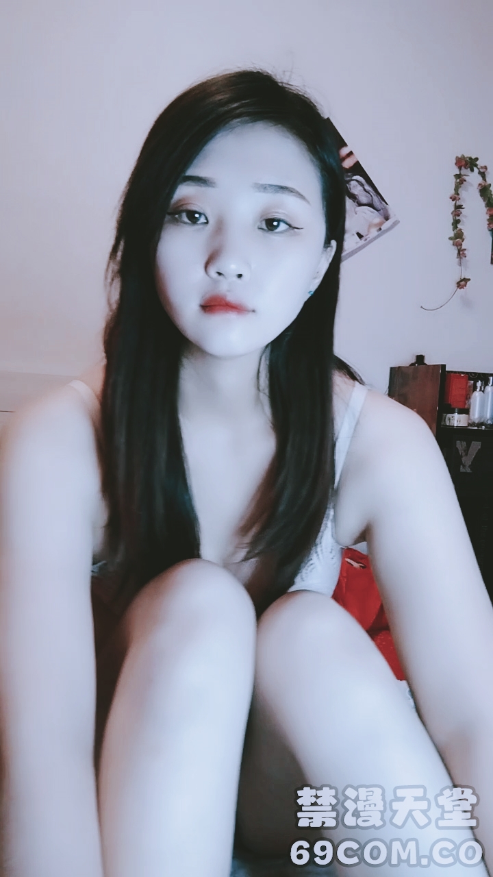 【禁漫直播】我最可爱的小姨子露脸跟姐夫激情啪啪,69口交大鸡巴让大哥亲嘴吃奶子又舔逼好刺激,无套爆草各种抽插好刺激